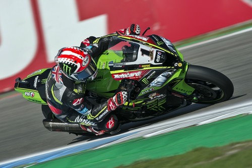 Jonathan Rea sigue siendo el rey de Assen logrando una impecable séptima victoria consecutiva en la catedral
