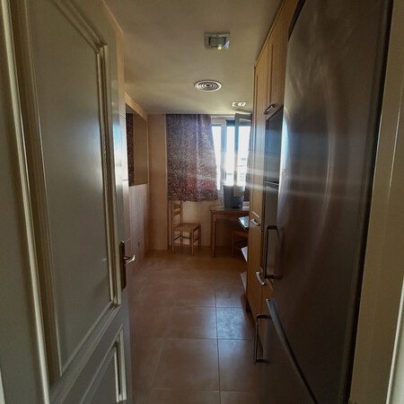 En Esta Reforma La Decision De Trasladar La Cocina Junto Al Salon Para Apropiarse De La Mejor Z