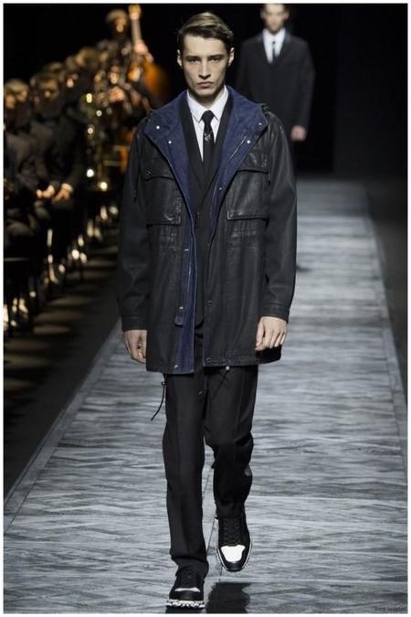 La etiqueta de Dior Homme no pasa desapercibida en la Semana de la Moda de París