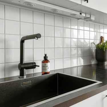 El escurreplatos perfecto para encimeras pequeñas: no ocupa espacio y evita que acabe todo lleno de agua