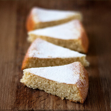 Bizcocho de leche de coco: receta fácil para variar nuestros desayunos y meriendas