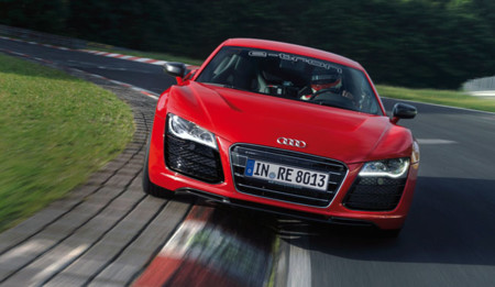 Nürburgring detiene los récords de fabricantes en Nordschleife e impone límites de velocidad