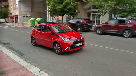 Toyota Aygo X Wave Accion 1