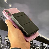 Quería olvidarme de las powerbank con cable y me compré una batería MagSafe. No fue buena idea 