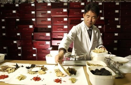 ¿Por qué la medicina alternativa, la tradicional china y demás es cualitativamente inferior que la medicina convencional o alópata? (II)