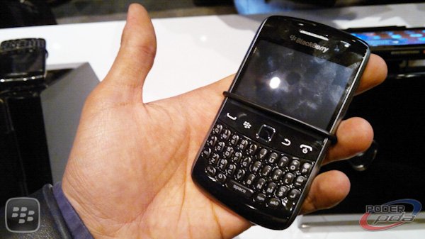 Housse Universelle Taille S Pour Blackberry 9360 Curve - Cuir écologique - Anti-choc - Neuf