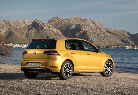 Volkswagen Golf 2017 1600 23