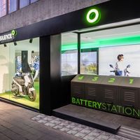 Silence quiere que las baterías de sus motos eléctricas se alquilen e intercambien por 20 euros al mes