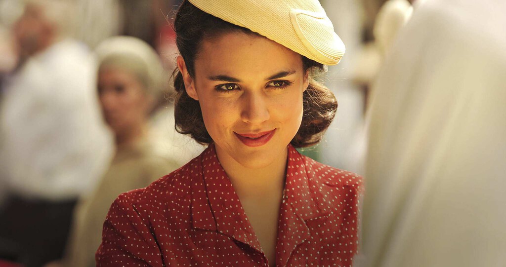 'Sira'. Todo lo que sabemos de la esperada secuela de 'El tiempo entre costuras' en Antena 3 y Netflix