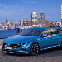 El nuevo Volkswagen Arteon ya está disponible en España a partir de 48.000 euros, ahora con carrocería familiar