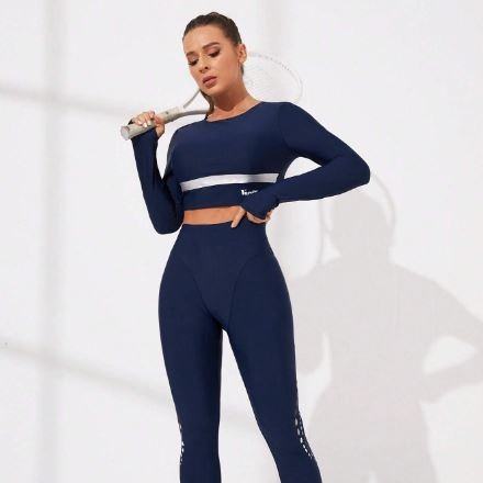 SHEIN VARSITIE Conjunto Básico De Top Deportivo De Yoga Y Legging Con Copa De Pecho Y Estampado
