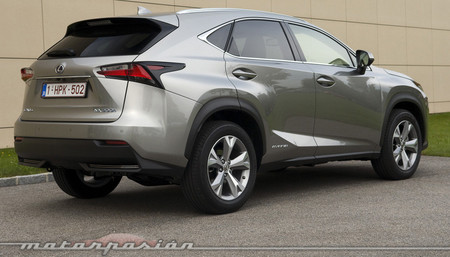 Lexus NX 300h, toma de contacto