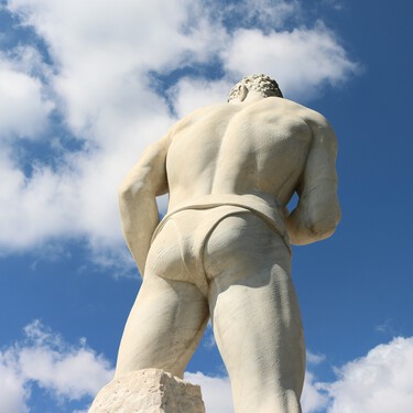 Los hombres también quieren lucir curvas: el nuevo fenómeno fitness masculino de entrenar el culo viene con aprobación científica y tendencia de por medio