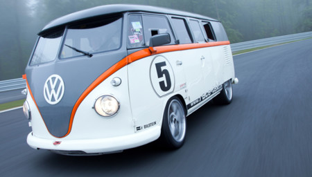 Esta Volkswagen T1 monta un motor de 993 Turbo ¡con 530 CV!