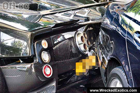 Pagani Zonda F accidentado en Hong Kong
