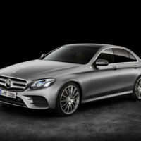 El Mercedes-Benz Clase E se parece al Clase C, pero no en el precio