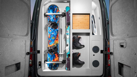 Falcon Globe Traveller 19