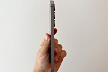 Lateral