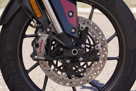 Triumph Tiger 900 2024 012