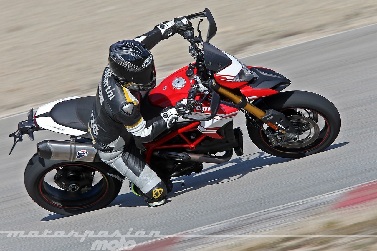 Ducati Hypermotard 939: emoción, adrenalina y mucho atractivo