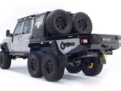 Seis enormes ruedas, tres ejes motrices y muchos metros de largo: ¿qué sentido tienen los vehículos 6x6? 