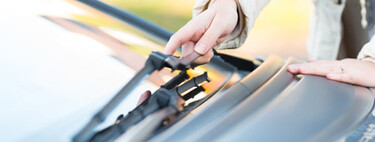 Cómo cambiar los limpiaparabrisas y algunas ofertas para dejar el coche listo para las lluvias