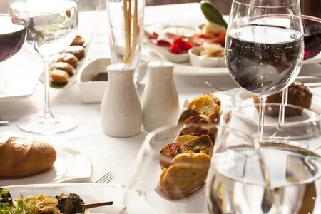 ¿Sabes distinguir entre tener sed y tener hambre?