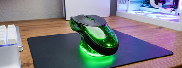 Solo hay 1.337 ratones como este en el mundo, cuesta lo que un PC gaming y tiene unas especificaciones del futuro. Análisis del Razer Boomslang 20th Anniversary Edition 
