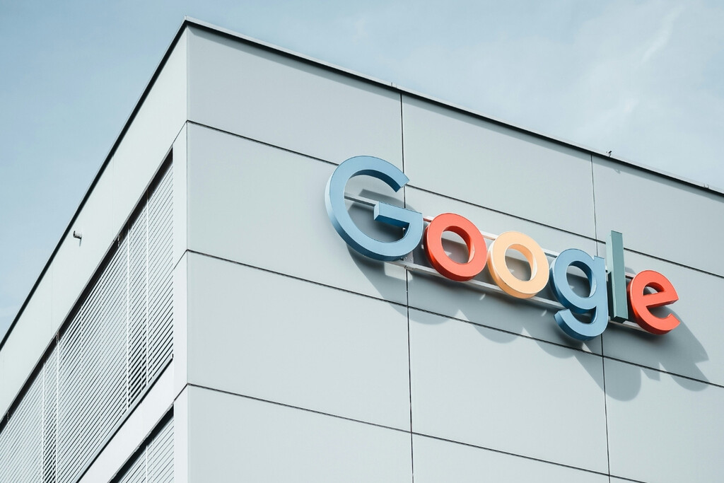 La principal cruz de Google es su ambición desmedida: en solo cuatro años ha duplicado el consumo energético de sus centros de datos 
