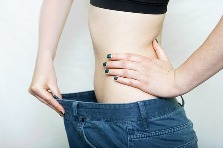 Cómo bajar una talla en dos meses de forma saludable: el entrenamiento en el gimnasio que te ayuda a conseguirlo