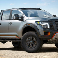 Una bestia llamada Nissan Titan Warrior Concept aporrea la puerta de Ford en Detroit