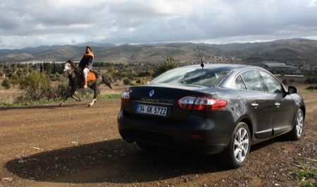 Renault Fluence, presentación y prueba en Turquía (parte 1)