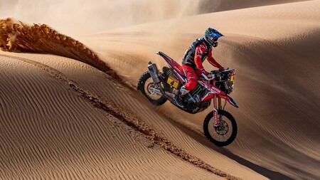 Nacho Cornejo amplía su ventaja en la octava etapa del Dakar y mal día para Joan Barreda