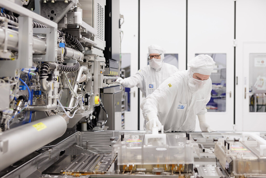 Intel y TSMC han tomado caminos radicalmente opuestos con la litografía 'High-NA'