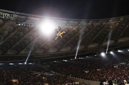 Nate Adam vence el Red Bull X-Fighters de Roma y se mantiene al frente de la clasificación general