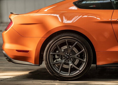 Ford Mustang Ecoboost High Performance Package 2020 1600 09