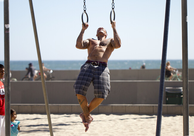 ejercicios-brazos-biceps-triceps