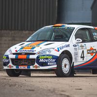 Sale a subasta uno de los Ford Focus WRC que Colin McRae pilotó en 2001, y ésta es su especial historia