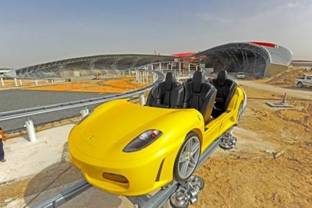 Primera foto de la montaña rusa de Ferrari en Abu Dhabi