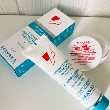 Esta es la crema para pies agrietados y los discos quitaesmaltes de Mavala que hidratan piel y cutículas sin acetona de por medio 