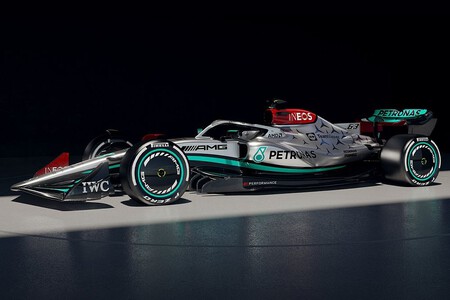 Mercedes-AMG F1 W13