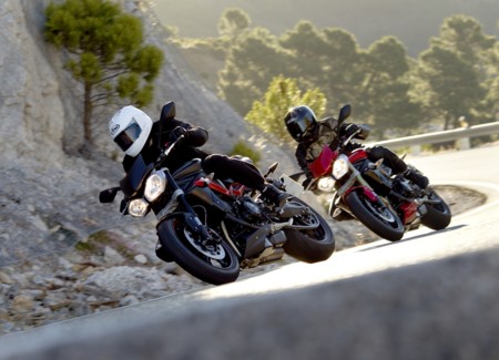 Triumph Street Triple001