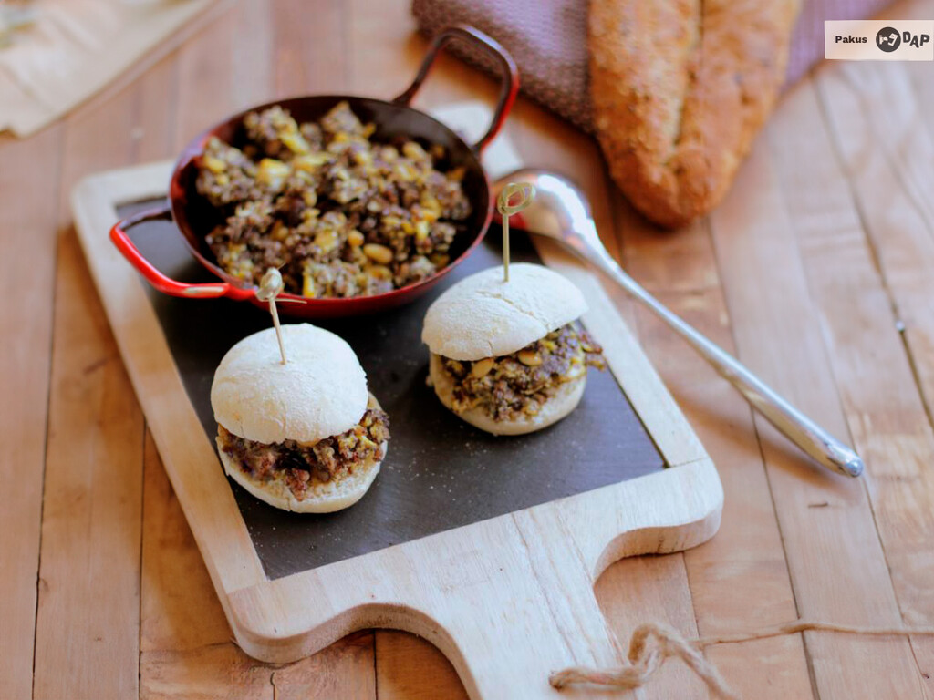 Revuelto de morcilla, una receta fácil y deliciosa para el aperitivo