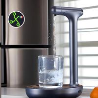 Ahora es más fácil servirte agua con este dispensador de diseño moderno en Mercado Libre