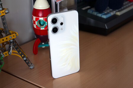 Oppo Reno14 5g Review Xataka Analisis Vista Diseno General Patron