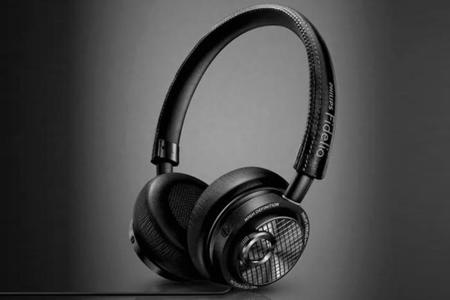 Fidelio M2L, el primer auricular en usar la conexión Lightning