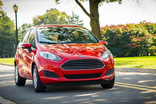 Analizamos la gama del Ford Fiesta, un sedán que ha sabido sortear el paso de los años