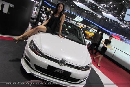 Chicas Salón de Ginebra 2013