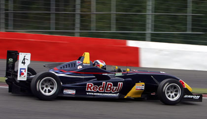 Alguersuari sale líder de Spa Francorchamps