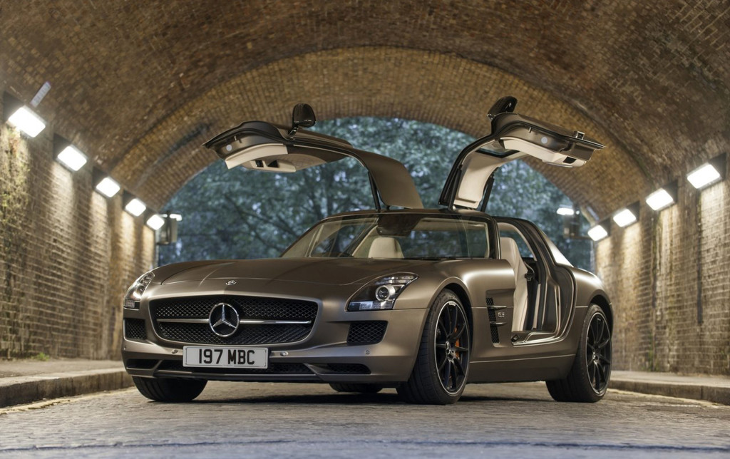 Los 11 coches más icónicos con puertas de tipo alas de gaviota